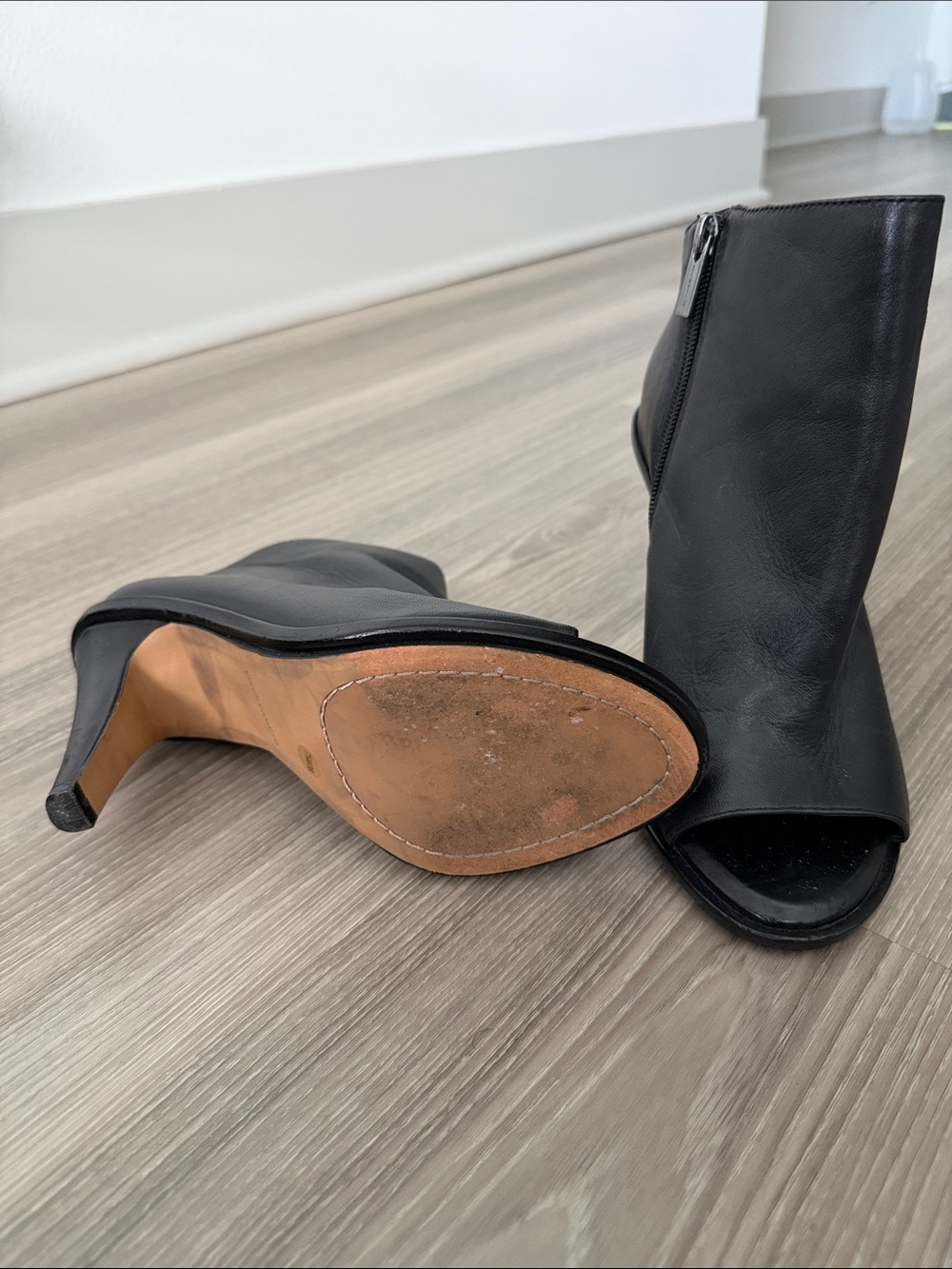 Vince Camuto Black Leather Open-Toe Ankle Heel Booties with Side Zip - Picture 4 of 8